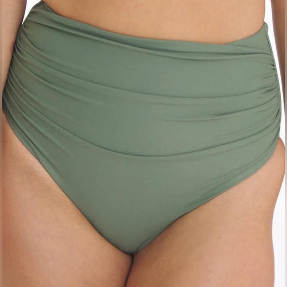 LIKE NEW Marvell Lane Zoe Bikini Brief in Eucalyptus Size 8